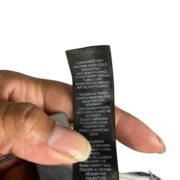 Chico's Women's The So Slimming Girlfriend Crop Patterned Jeans - Picture 6 of 11